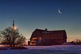 Moon Over Barn_06592-600